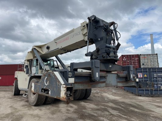 Chariot porte conteneurs vide Terex TFC45