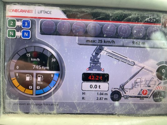 Chariot porte conteneurs vide Terex TFC45