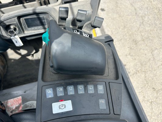 Chariot élévateur électrique Jungheinrich EFG318K