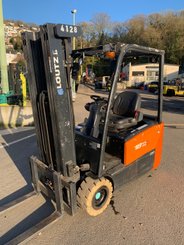 Chariot élévateur électrique Doosan B18T-7 - 2