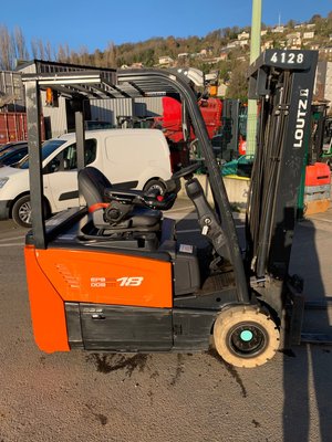 Chariot élévateur électrique Doosan B18T-7