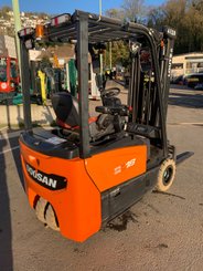 Chariot élévateur électrique Doosan B18T-7 - 15