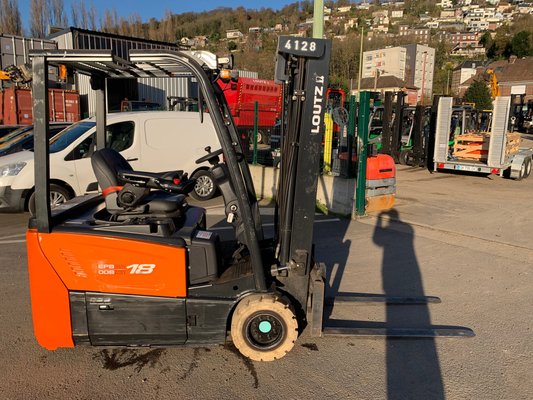 Chariot élévateur électrique Doosan B18T-7