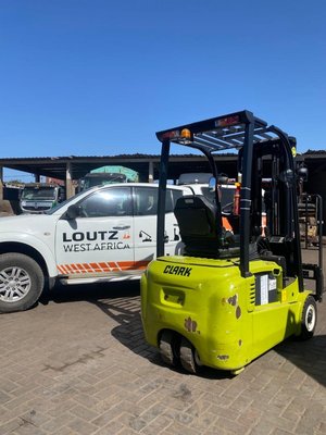 Chariot élévateur électrique Clark GTX16