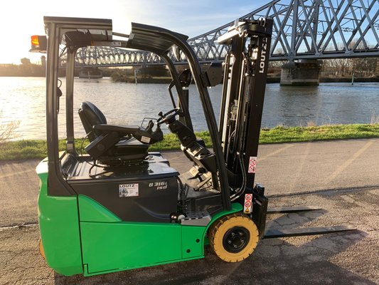 Chariot élévateur électrique CESAB B316L-II