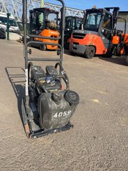 Compacteur à main / plaque vibrante Husqvarna LF75 - 4