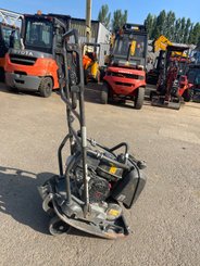 Compacteur à main / plaque vibrante Husqvarna LF75 - 1