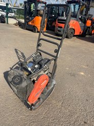 Compacteur à main / plaque vibrante Husqvarna LF75 - 1
