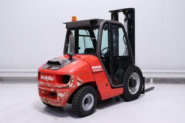 Chariot élévateur tout terrain Manitou MSI 35T