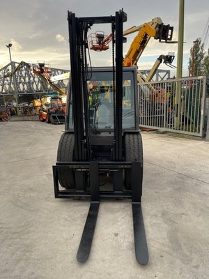 Chariot élévateur tout terrain Manitou MSI 35T