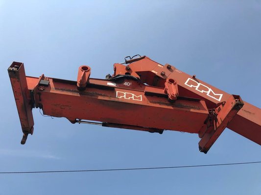 Reach stacker PPM SUPERSTACKER