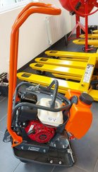 Compacteur à main / plaque vibrante ALTRAD PCX17/50A - 1