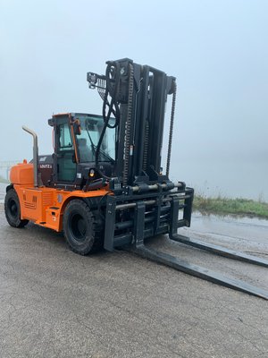 Chariot élévateur diesel Doosan D160S-9