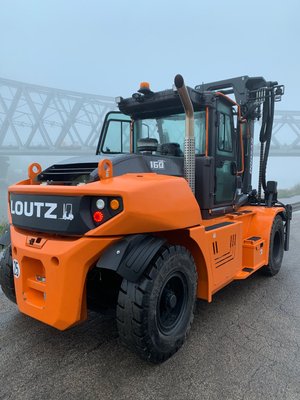 Chariot élévateur diesel Doosan D160S-9