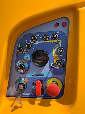 Nacelle articulée électrique Haulotte HA12CJ