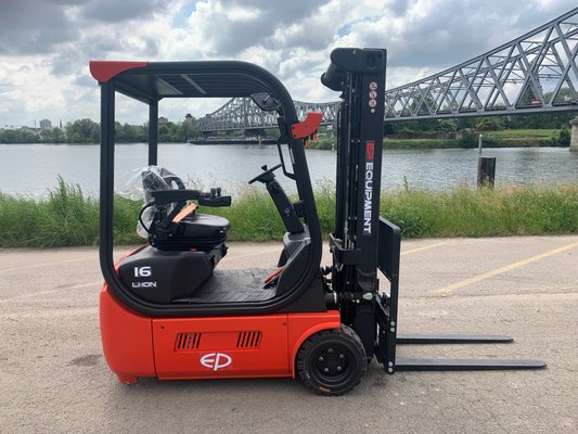 Chariot élévateur électrique EP TDL161