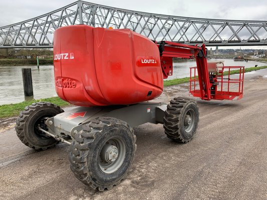 Nacelle articulée Haulotte HA16SPX