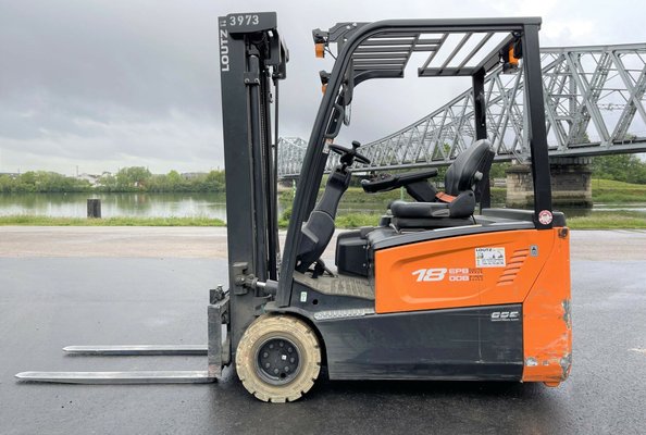 Chariot élévateur électrique Doosan B18T-7