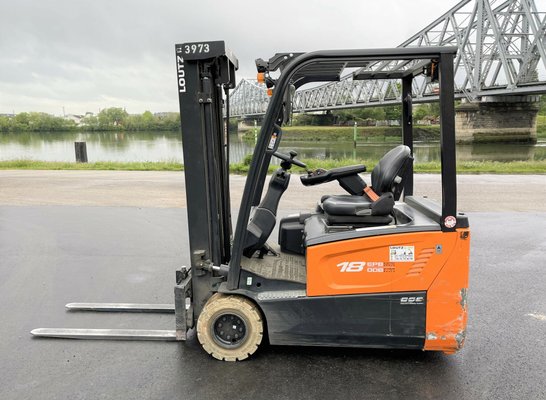 Chariot élévateur électrique Doosan B18T-7