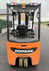 Chariot élévateur électrique Doosan B18T-7 - 6