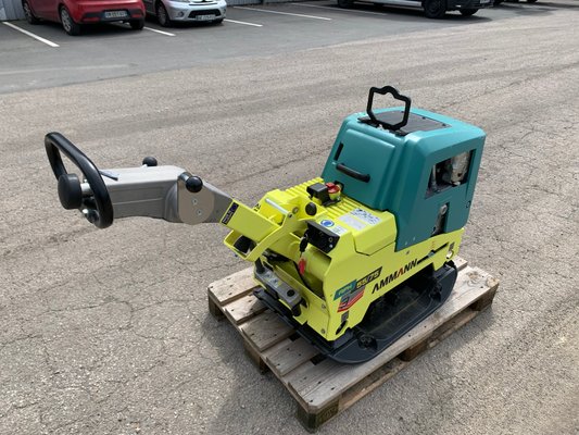 Compacteur à main / plaque vibrante Ammann APH 55/75