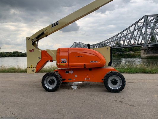 Nacelle articulée JLG 800AJ