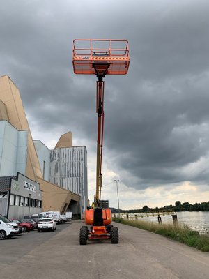 Nacelle articulée JLG 800AJ