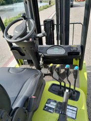 Chariot élévateur gaz Clark GTS 25 L - 12