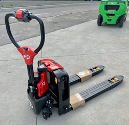 Transpalette électrique EP Equipment F4 - 1