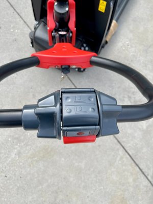Transpalette électrique EP Equipment F4