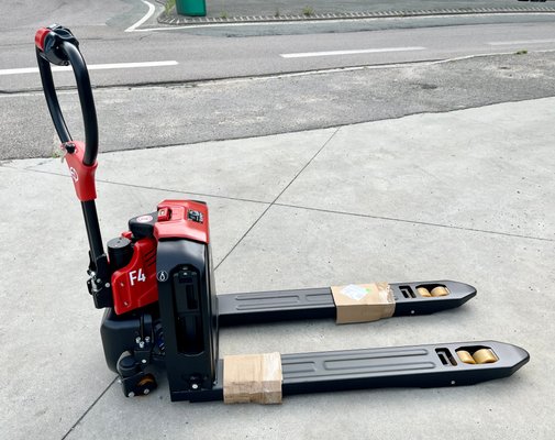 Transpalette électrique EP Equipment F4