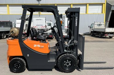 Chariot élévateur gaz Doosan G25GP - 4