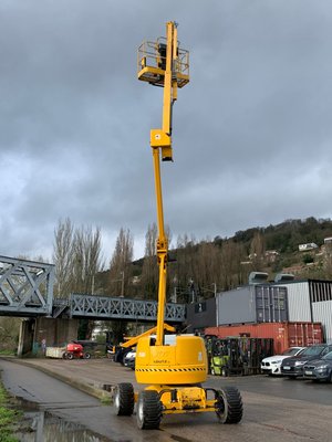 Nacelle articulée JLG 450AJ