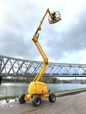Nacelle articulée JLG 450AJ