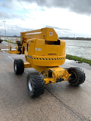 Nacelle articulée JLG 450AJ