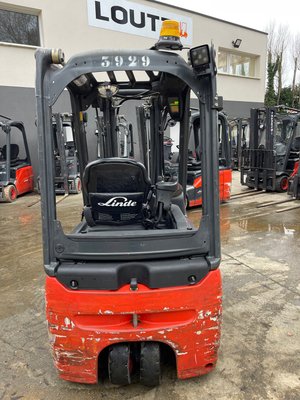 Chariot élévateur électrique Linde E16-02