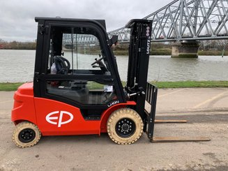 Chariot élévateur électrique EP Equipment EFL253 - 12