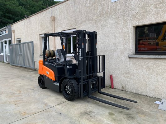 Chariot élévateur gaz Doosan G25NXP