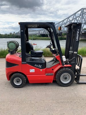 Chariot élévateur gaz Maximal FGL25T