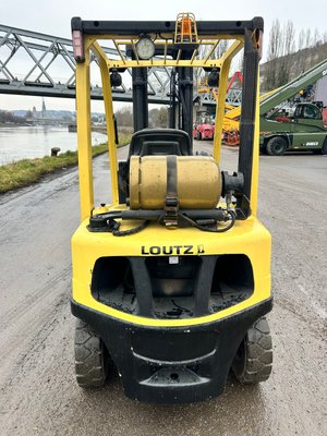 Chariot élévateur gaz Hyster H2.50FT