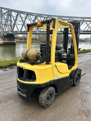 Chariot élévateur gaz Hyster H2.50FT