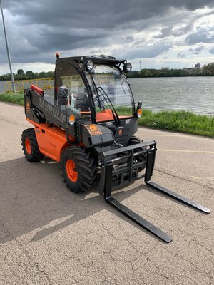 Chariot élévateur télescopique Ausa T144H Plus