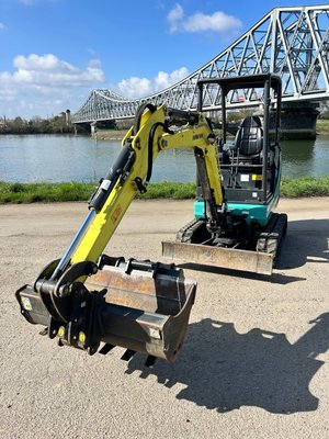 Mini pelle sur chenilles Ammann AMX24-2