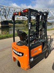 Chariot élévateur électrique Doosan B15T-7 - 14