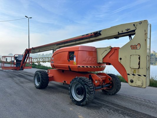 Nacelle articulée JLG 800AJ