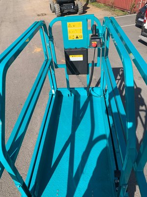 Nacelle ciseaux électrique Sunward SWSL1008DC
