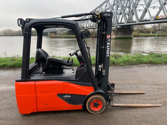 Chariot élévateur électrique Linde E16L-02