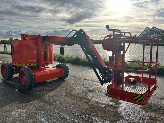 Nacelle articulée diesel Dingli BA12RT
