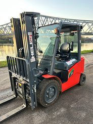 Chariot élévateur électrique Heli CPD35 - 3