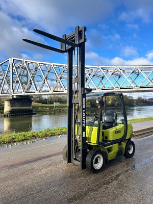 Chariot élévateur diesel Clark CMP25D